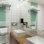 Logis Le Rabelais Hôtel- Restaurant - Hotel