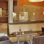 Hotel Logis Le Rabelais Hotel- Restaurant - 3*