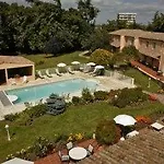 Logis Le Rabelais Hotel- Restaurant - Hotel