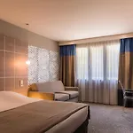 Hotel Logis Le Rabelais Hotel- Restaurant -