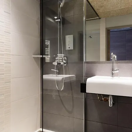 Logis Le Rabelais Hotel- Restaurant - Hotel Fontenay-le-Comte