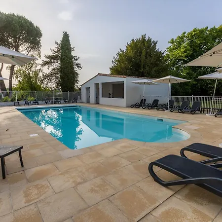 Hotel Logis Le Rabelais Hotel- Restaurant - 3*