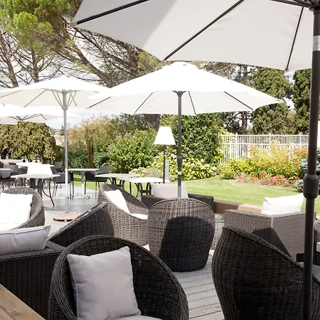 Hotel Logis Le Rabelais Hôtel- Restaurant - Fontenay-le-Comte