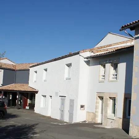 Logis Le Rabelais Hotel- Restaurant - 3* Fontenay-le-Comte