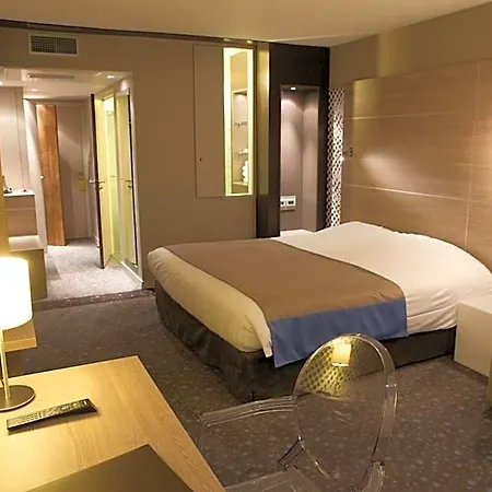 Logis Le Rabelais Hotel- Restaurant - Hotel 3*