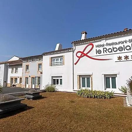 Hotel Logis Le Rabelais Hotel- Restaurant - Fontenay-le-Comte