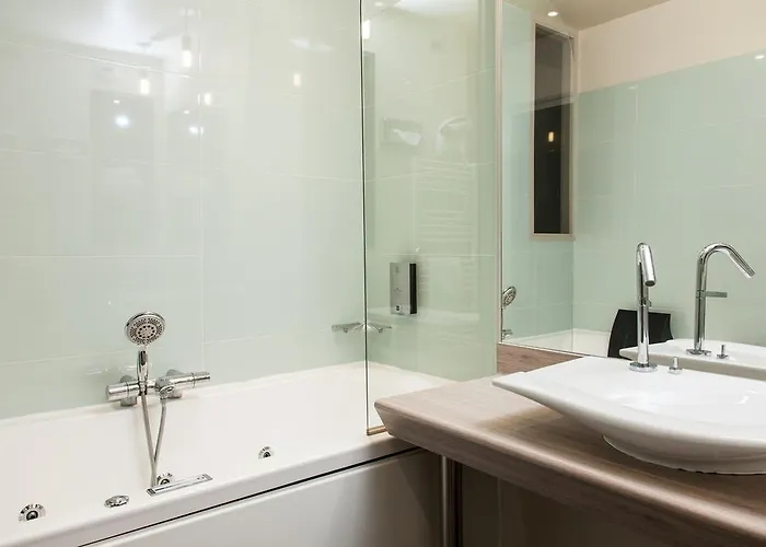 Logis Le Rabelais Hotel- Restaurant - Fontenay-le-Comte