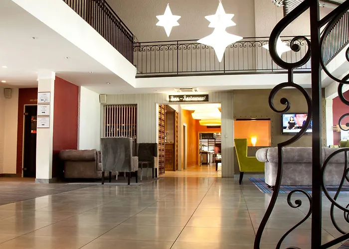 Logis Le Rabelais Hôtel- Restaurant - Hotel Fontenay-le-Comte