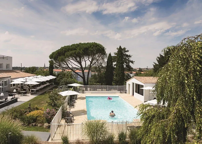 Logis Le Rabelais Hotel- Restaurant - Hotel