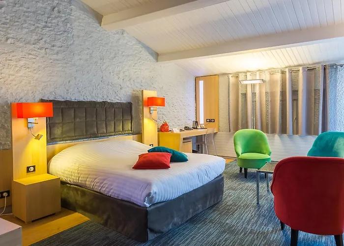 Hotel Logis Le Rabelais Hôtel- Restaurant - Fontenay-le-Comte