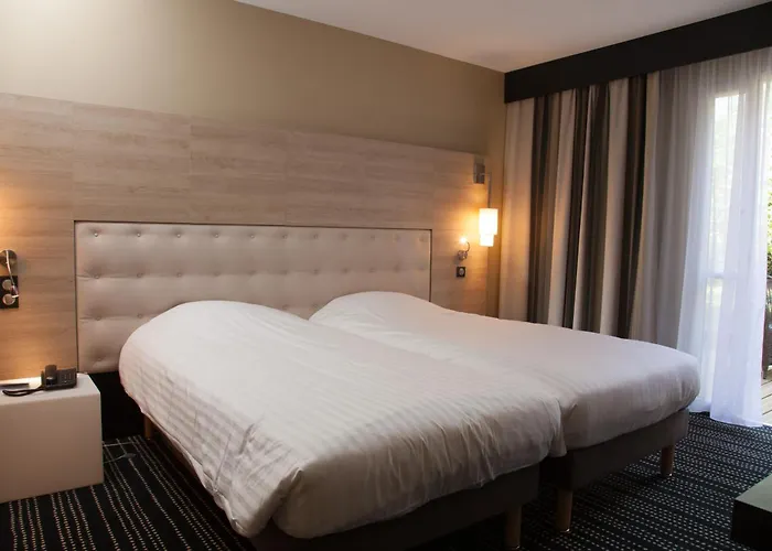 Logis Le Rabelais Hotel- Restaurant - Hotel Fontenay-le-Comte