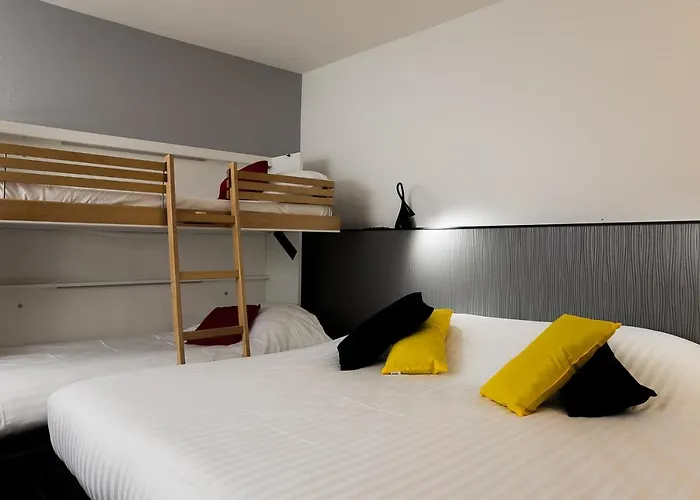 Logis Le Rabelais Hôtel- Restaurant - Hotel